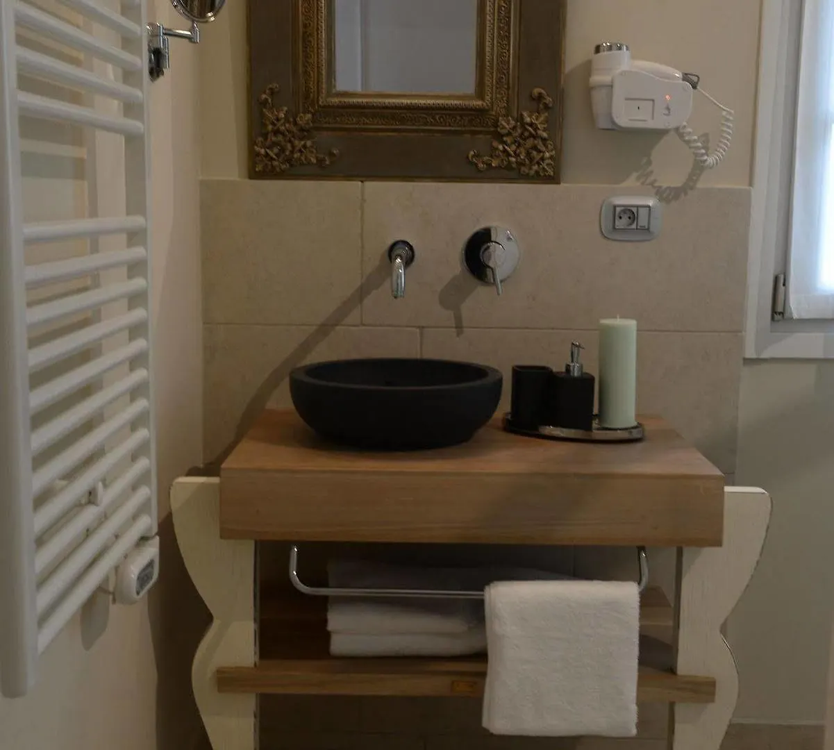 Hôtel Eze Hermitage B&B 3*,